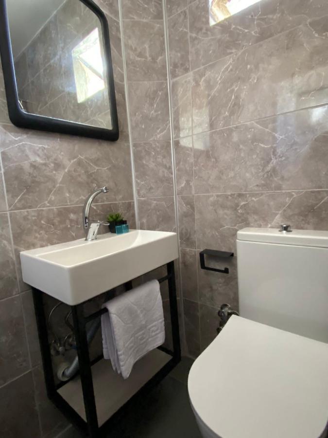 Lemon-Ada Butik Otel كوشاداسيه المظهر الخارجي الصورة